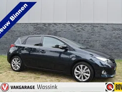 Grijs Gebruikt 2013 Toyota Auris Hybrid Hatchback | € 13.940 (Eerlijke prijs)