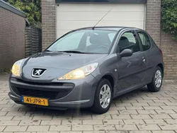 Grijs Gebruikt 2009 Peugeot 206 Hatchback | € 2.450 (Eerlijke prijs)