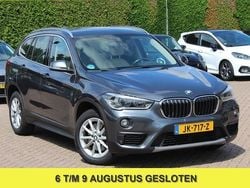 Grijs, metallic lak Gebruikt 2016 BMW X1 Executive SUV | € 19.550 (Eerlijke prijs)