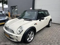 Wit Gebruikt 2005 Mini Cooper Chili Hatchback | € 1.999 (Eerlijke prijs)