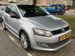 Grijs Gebruikt 2011 VW Polo Highline Hatchback | € 6.000 (Iets duurder)