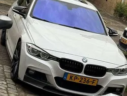 Wit Gebruikt 2016 BMW 330 Sedan | € 18.700 (Eerlijke prijs)