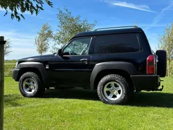 Zwart Gebruikt 2009 Nissan Patrol XE SUV | € 12.000