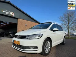 Wit Gebruikt 2016 VW Touran Highline MPV | € 19.999 (Eerlijke prijs)
