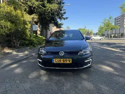 Zwart Gebruikt 2016 VW Golf VII GTE Stationwagen | € 18.500 (Iets duurder)