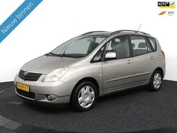 Grijs Gebruikt 2004 Toyota Corolla Verso Sol MPV | € 2.750 (Eerlijke prijs)