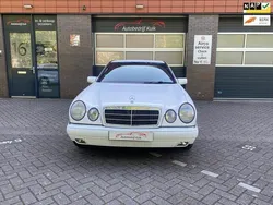 Wit Gebruikt 1999 Mercedes E200 Sedan | € 6.750