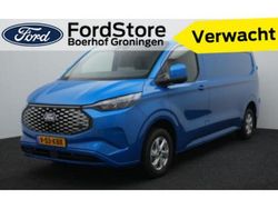 Blauw (metallic) Gebruikt 2024 Ford E-Transit Limited Van | € 36.845