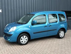 Blauw Gebruikt 2009 Renault Kangoo Expression MPV | € 10.949 (Duur)