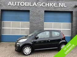 Zwart Gebruikt 2014 Peugeot 107 Active Hatchback | € 4.995 (Eerlijke prijs)