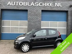 Zwart Gebruikt 2014 Peugeot 107 Active Hatchback | € 4.795 (Eerlijke prijs)