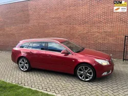 Rood Gebruikt 2010 Opel Insignia Edition Stationwagen | € 3.450 (Super prijs)