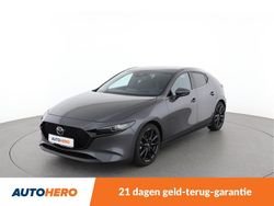 Zwart (metallic) Gebruikt 2020 Mazda 3 Hatchback | € 23.850 (Eerlijke prijs)