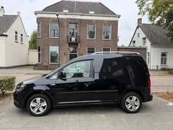 Zwart Gebruikt 2017 VW Caddy Highline MPV | € 10.995 (Eerlijke prijs)