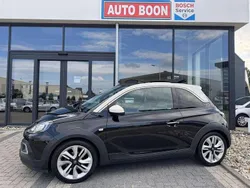 Zwart Gebruikt 2017 Opel Adam Rocks Hatchback | € 11.950 (Iets duurder)