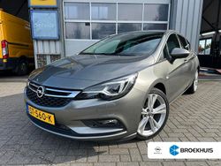 Grijs Gebruikt 2018 Opel Astra Innovation Hatchback | € 15.395 (Eerlijke prijs)