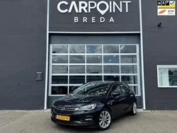 Zwart Gebruikt 2016 Opel Astra Edition Hatchback | € 7.995 (Eerlijke prijs)