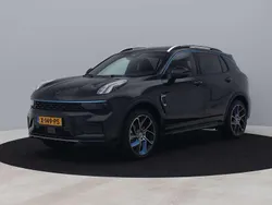 Zwart, metallic lak Gebruikt 2024 Lynk & Co 01 SUV | € 30.900 (Eerlijke prijs)