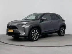 Donker grijs metallic Gebruikt 2023 Toyota Yaris Cross Limited SUV | € 28.945 (Eerlijke prijs)