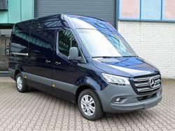 Blauw Gebruikt 2023 Mercedes Sprinter Van | € 56.750 (Duur)