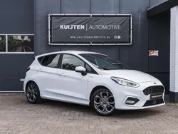 Wit Gebruikt 2019 Ford Fiesta ST-Line Hatchback | € 12.995 (Eerlijke prijs)