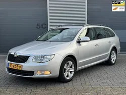 Grijs Gebruikt 2011 Skoda Superb Ambition Stationwagen | € 6.450 (Eerlijke prijs)