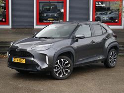 Grijs Gebruikt 2024 Toyota Yaris Hybrid Comfort SUV | € 31.400 (Iets duurder)