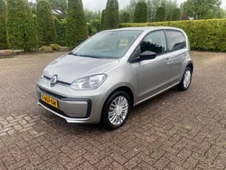 Grijs, metallic lak Gebruikt 2021 VW up! United Hatchback | € 15.400 (Iets duurder)