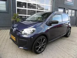 Blauw Gebruikt 2016 VW up! Hatchback | € 7.450 (Duur)
