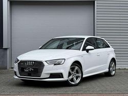 Wit Gebruikt 2018 Audi A3 Sportback e-tron Sport Sedan | € 16.800 (Duur)