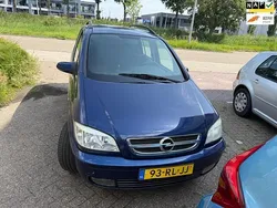 Blauw Gebruikt 2005 Opel Zafira MPV | € 1.250 (Goede deal)
