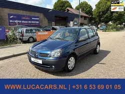 Blauw Gebruikt 2002 Renault Clio II Dynamique Hatchback | € 1.495 (Super prijs)
