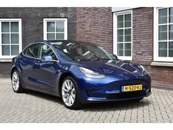 Blauw Gebruikt 2020 Tesla Model 3 Standard Range Sedan | € 19.600 (Goede deal)