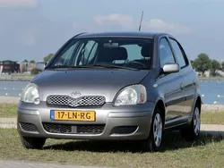 Grijs Gebruikt 2003 Toyota Yaris Sol Hatchback | € 4.250 (Eerlijke prijs)