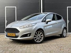 Grijs Gebruikt 2015 Ford Fiesta Titanium Hatchback | € 9.440 (Eerlijke prijs)