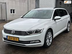 Wit Gebruikt 2018 VW Passat Comfortline Stationwagen | € 15.950 (Super prijs)