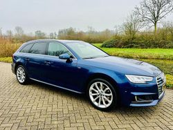 Blauw Gebruikt 2016 Audi A4 Sport Stationwagen | € 21.000 (Iets duurder)