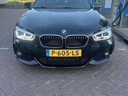 Zwart Gebruikt 2018 BMW 118 Executive Hatchback | € 20.700 (Eerlijke prijs)