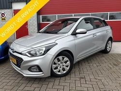 Grijs Gebruikt 2019 Hyundai i20 Comfort Hatchback | € 10.888 (Eerlijke prijs)