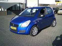 Blauw Gebruikt 2010 Suzuki Splash Hatchback | € 3.500 (Goede deal)