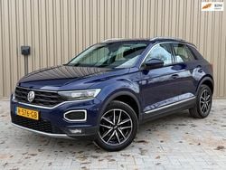 Blauw (metallic) Gebruikt 2020 VW T-Roc Business SUV | € 23.495 (Goede deal)