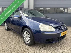 Blauw Gebruikt 2005 VW Golf IV Business Hatchback | € 3.499 (Duur)