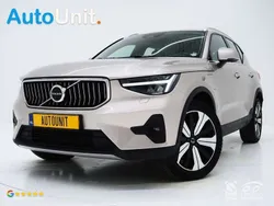, metallic lak Gebruikt 2022 Volvo XC40 Ultimate SUV | € 35.840 (Eerlijke prijs)