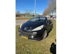 Zwart Gebruikt 2008 Peugeot 207 CC Cabriolet | € 2.999 (Goede deal)