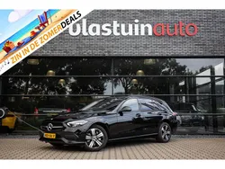 Zwart, metallic lak Gebruikt 2023 Mercedes C300 Luxury Stationwagen | € 34.950 (Goede deal)
