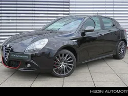 Zwart Gebruikt 2015 Alfa Romeo Giulietta Sprint Hatchback | € 12.945 (Eerlijke prijs)