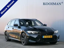 Zwart, metallic lak Gebruikt 2023 BMW 318 M Sport Stationwagen | € 40.895 (Duur)