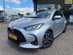 Grijs Gebruikt 2023 Toyota Yaris Hatchback | € 23.995 (Eerlijke prijs)