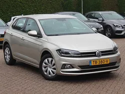 Grijs Gebruikt 2018 VW Polo Comfortline Hatchback | € 16.950 (Eerlijke prijs)