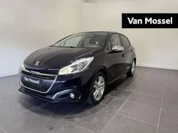 Blauw Gebruikt 2019 Peugeot 208 Signature Sky Hatchback | € 9.940 (Super prijs)